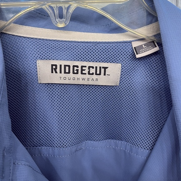 Ridgecut performance button up. - Picture 2 of 6